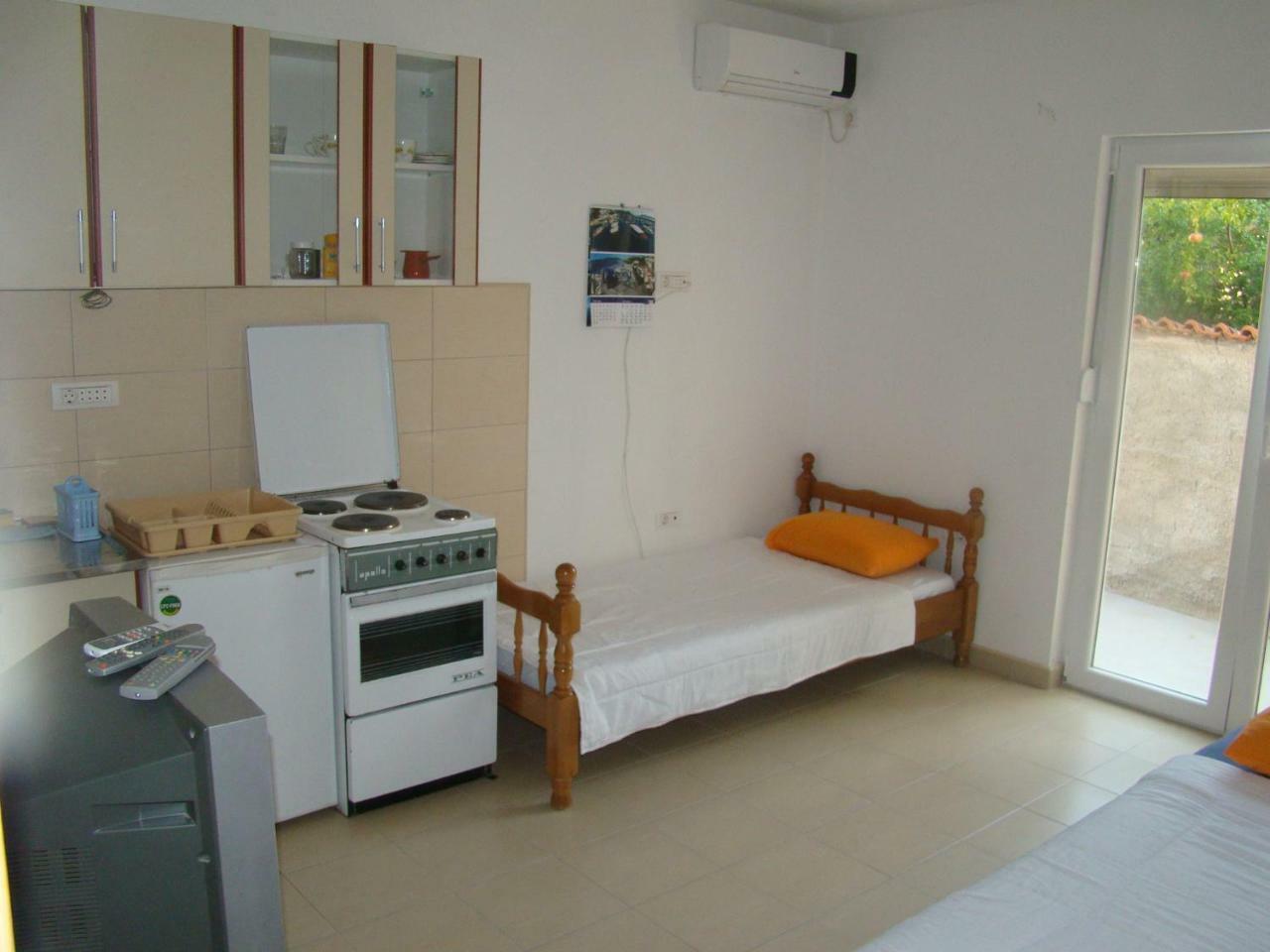 Bmt Apartmani Херцег-Нови Экстерьер фото